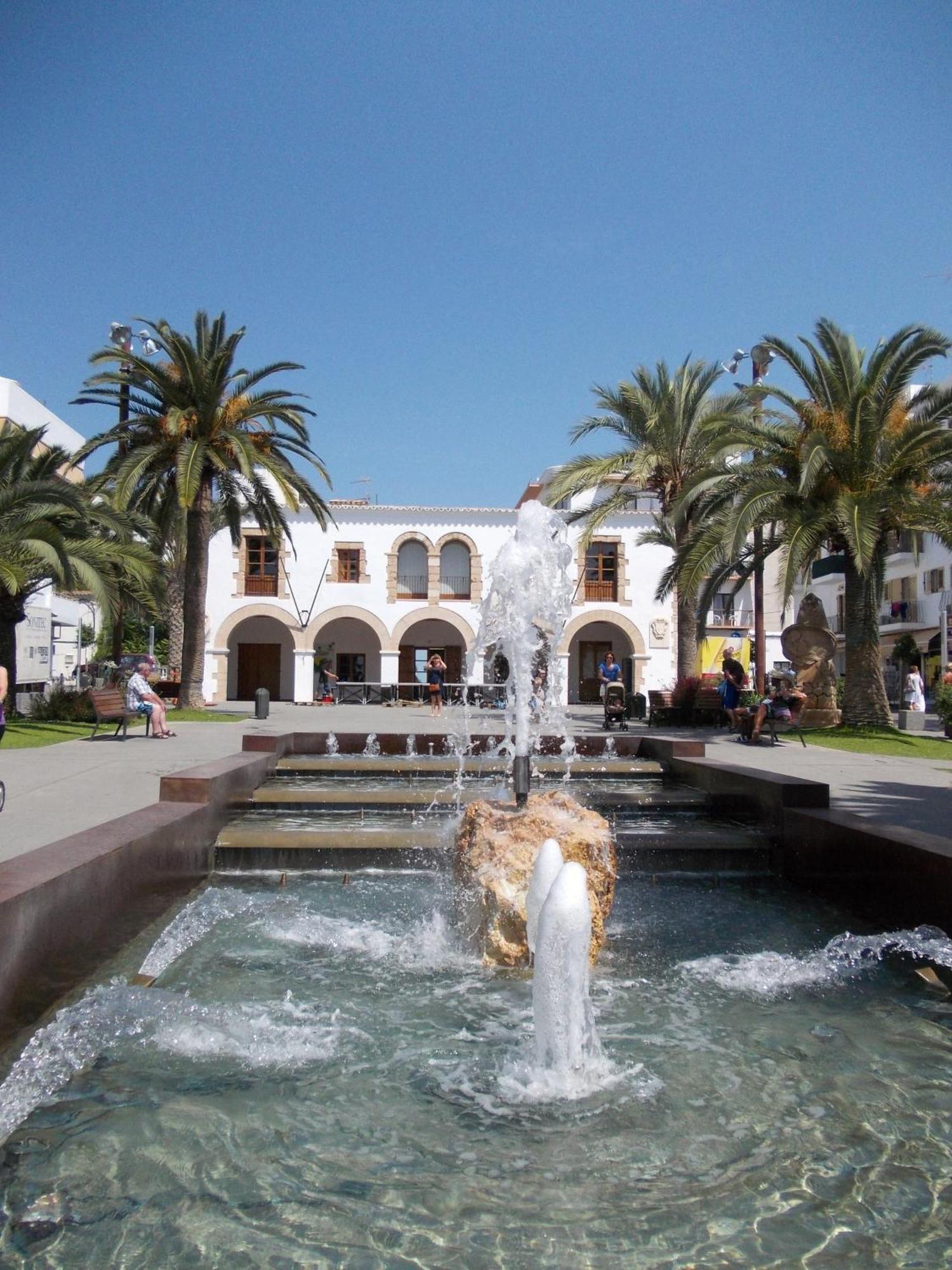 Hostal Rey Santa Eularia des Riu Zewnętrze zdjęcie